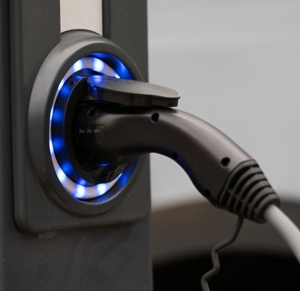 Cargador eléctrico coche